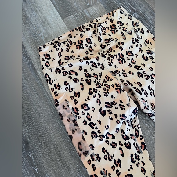 FABLETICS Leopard Print Leggings with Mesh Pockets - Picture 2 of 8